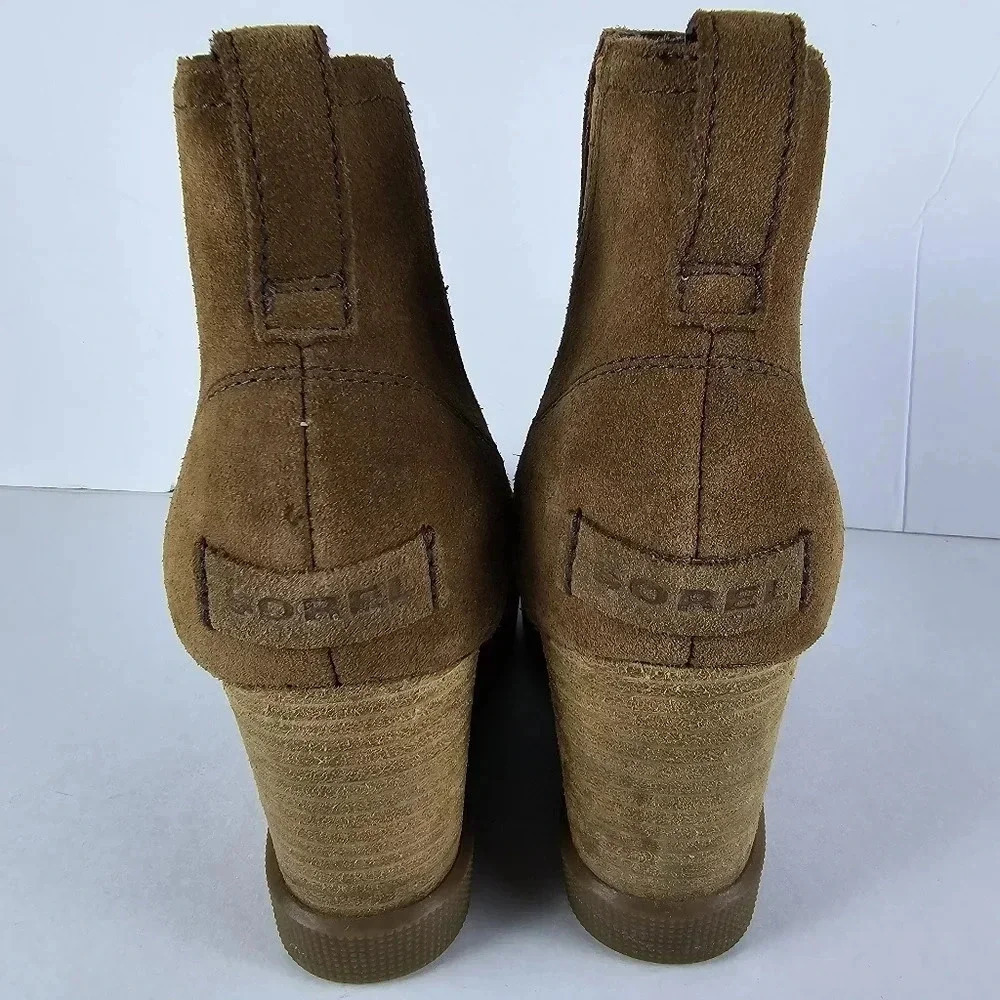 Sorel Chelsea Women's Tan Wedge Suede Bootie with Stacked Heel Size 7 1/2 - Picture 5 of 15